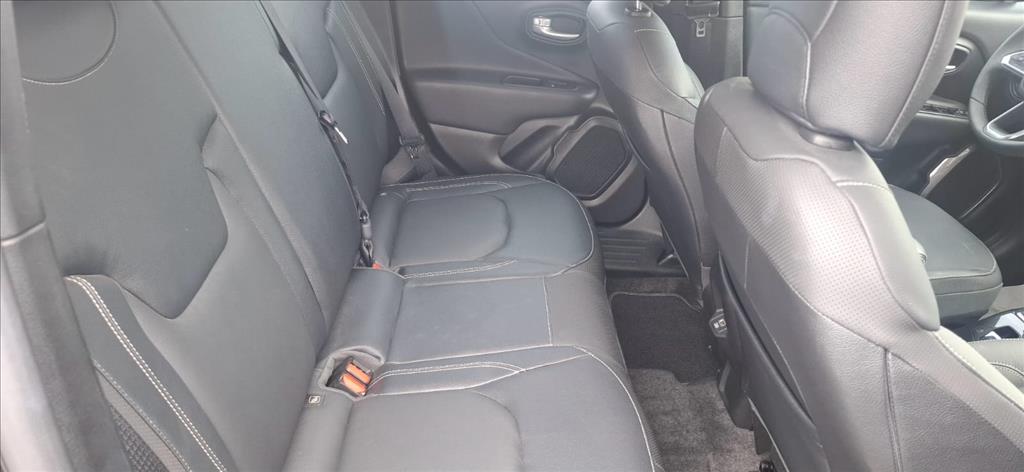 RENEGADE 1.3 T270 TURBO FLEX AT6 2025 RENEGADE 1.3 T270 TURBO FLEX AT6 2025